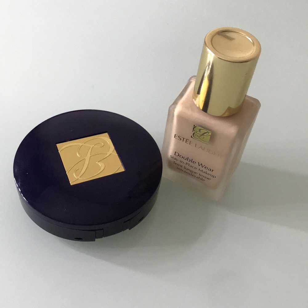 Estée Lauder Foundation and powder